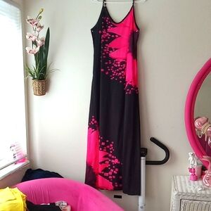 Elegant Pink and Black Women's Maxi Dress